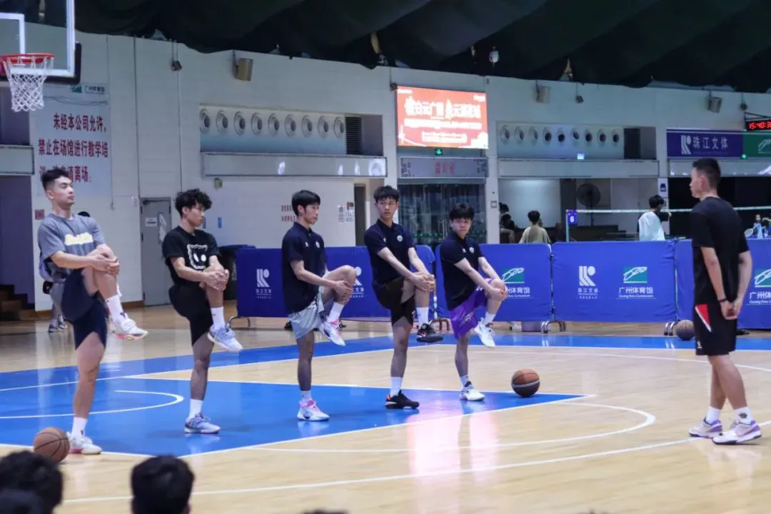 业余篮球队比赛前训练计划怎么写_0